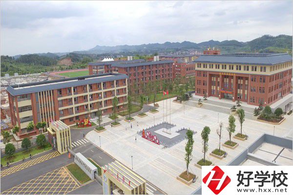 郴州什么職校有圖書館？學(xué)校有特色嗎？