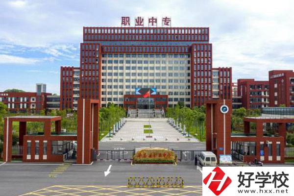 想在岳陽市學汽修專業(yè)？來看看這兩所學校