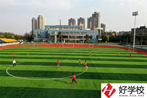 湘潭工業(yè)中職學校哪所最好？什么專業(yè)最有特色？