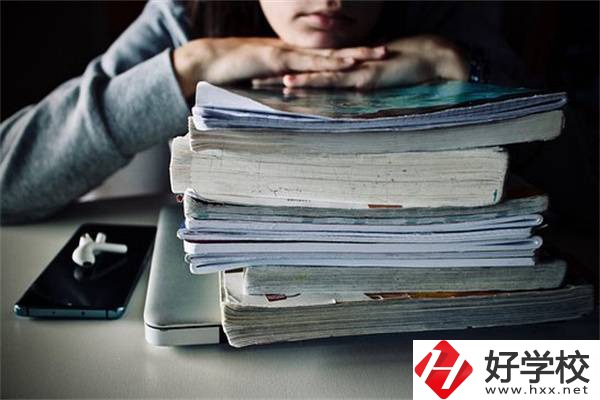 湖南初中畢業(yè)選3+2還是3+3？有五年制大專推薦嗎？