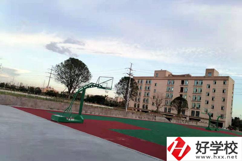 湘潭計算機(jī)職業(yè)學(xué)校怎么樣？有什么特色專業(yè)？