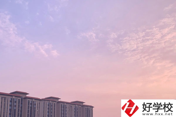 想在常德讀中專，有哪些比較好的學(xué)校推薦？