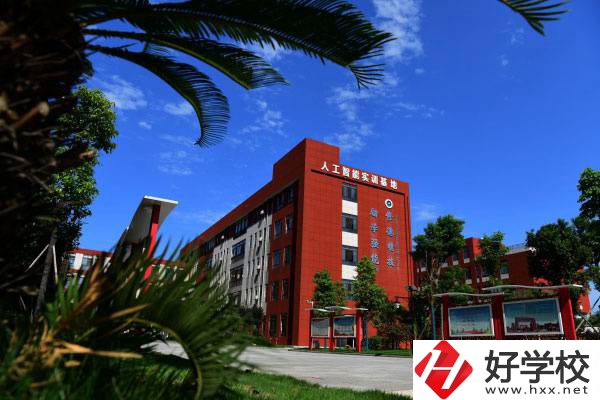 岳陽本科率高的中職學(xué)校有哪些？中職生升大學(xué)容易嗎？