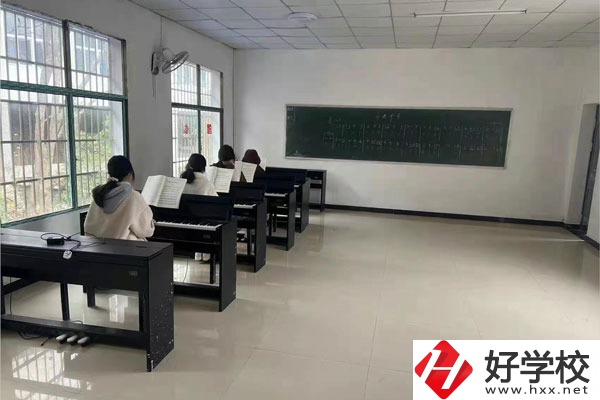 沅陵縣中等音樂專業(yè)學(xué)校的辦學(xué)條件怎么樣？