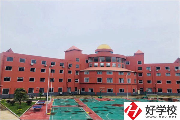 湘潭天人職校的管理怎么樣？嚴(yán)格嗎？