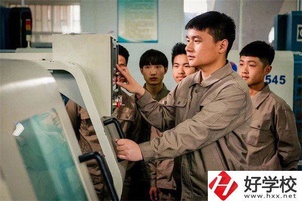 懷化重點(diǎn)職高有哪些？職高有什么優(yōu)點(diǎn)？