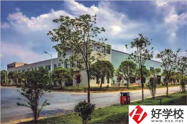 邵陽有哪些好的技?？梢酝扑]？學(xué)校有什么辦學(xué)優(yōu)勢？