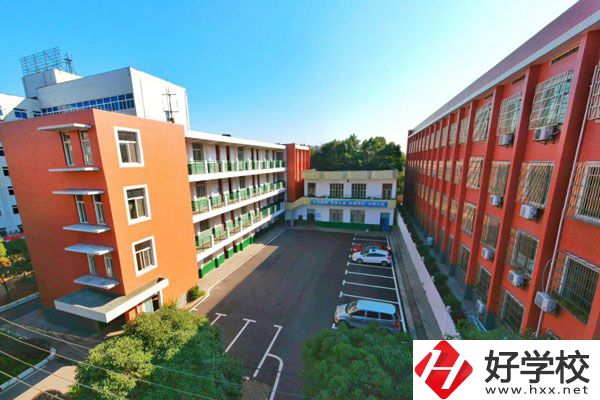 湖南省水利水電建設(shè)工程學(xué)校有哪些專業(yè)？收費(fèi)如何？