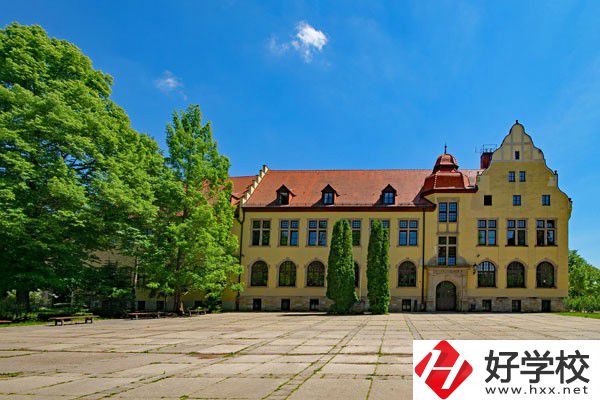 邵陽市女子職業(yè)學校怎么樣?