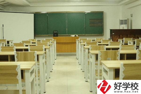 湖南長(zhǎng)沙藝術(shù)學(xué)校怎么樣，助學(xué)政策有哪些？