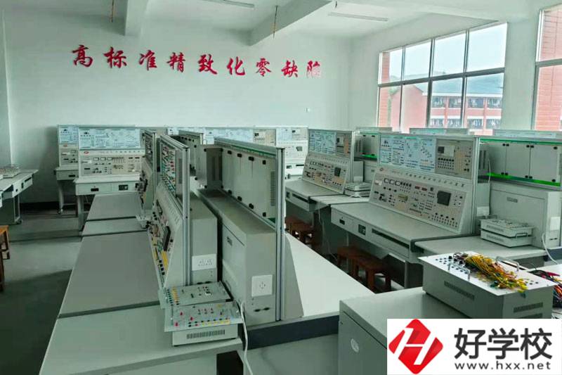 洪江市職業(yè)中專(zhuān)學(xué)校怎么樣？有哪些專(zhuān)業(yè)？