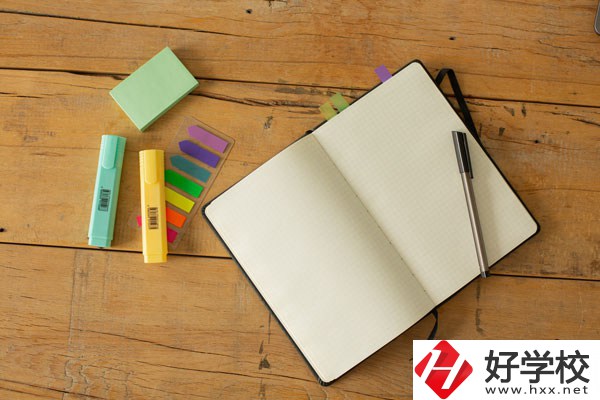 湖南省懷化工業(yè)中等專業(yè)學(xué)校好不好？學(xué)校環(huán)境怎么樣？