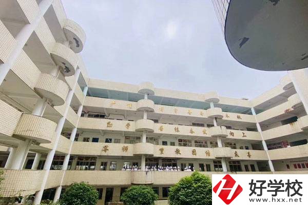 湖南有沒有3+2職?？梢酝扑]？3+2有什么優(yōu)勢？