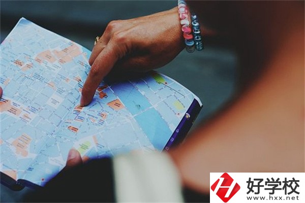 岳陽中職學校哪些專業(yè)好？有什么學校推薦？