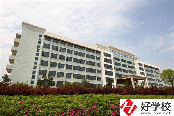 婁底有哪些技校？這些學(xué)校都有什么辦學(xué)優(yōu)勢？