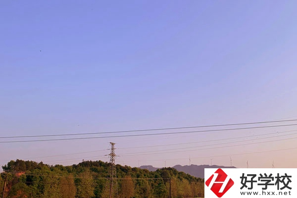衡陽市核工業(yè)衛(wèi)校怎么樣嗎？從三點(diǎn)來判斷