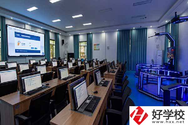 長(zhǎng)沙財(cái)經(jīng)學(xué)校有哪些比較熱門專業(yè)？