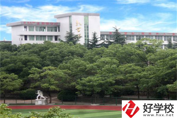 湘潭中考300-400分能讀哪些公立學(xué)校？讀職校有什么前景？