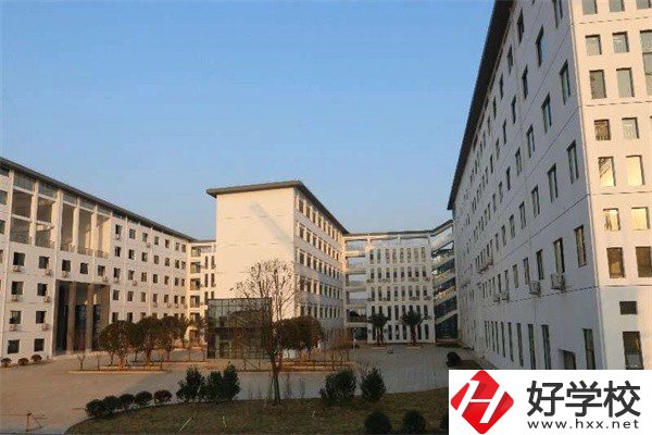 衡陽哪些中職可以學醫(yī)美專業(yè)？專業(yè)就業(yè)前景如何？