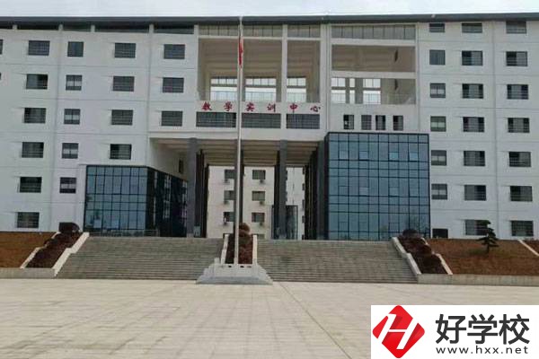 衡陽(yáng)市第五技工學(xué)校有哪些辦學(xué)特色？