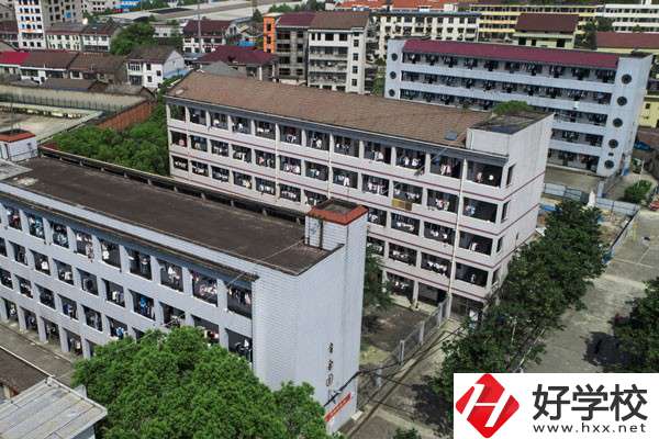 益陽市衛(wèi)生職業(yè)技術(shù)學校地址在哪，有哪些辦學特色？