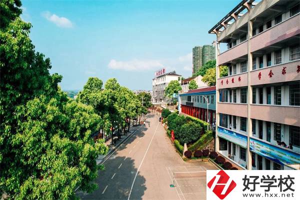 懷化有可以考大學(xué)的中職學(xué)校嗎？哪所升學(xué)情況比較好？