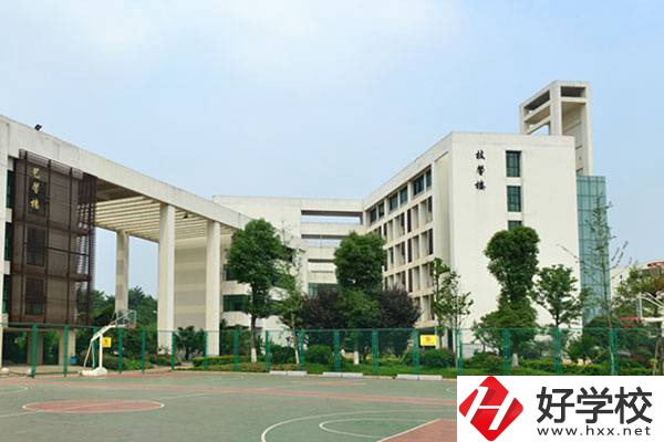 在長沙就讀師范中專錄取分?jǐn)?shù)高嗎？有哪些學(xué)校可以推薦？