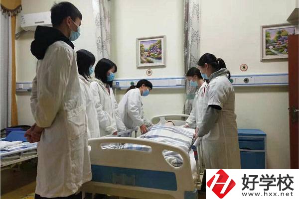 往屆初中畢業(yè)生也能讀中專嗎？湖南有哪些合適的學(xué)校？