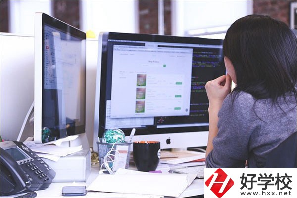 在長(zhǎng)沙的技工學(xué)校女孩學(xué)什么專業(yè)好？有哪些技校？