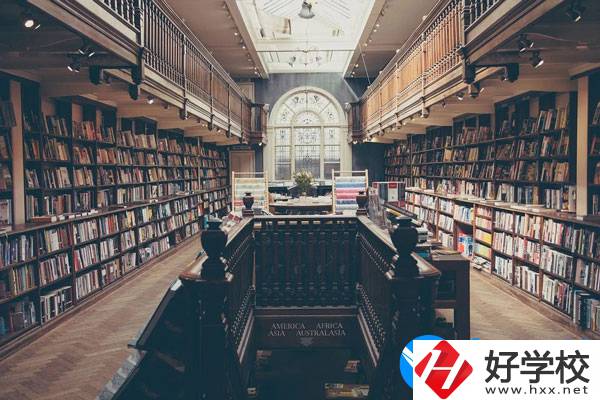 長沙岳麓區(qū)有哪些民辦職校？好不好？