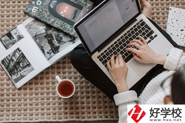 洪江市職業(yè)中專學(xué)校好不好？宿舍怎么樣？