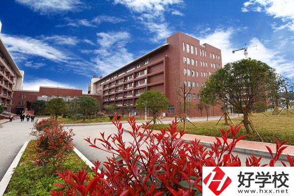 張家界航空工業(yè)職業(yè)技術(shù)學(xué)院航空專業(yè)有哪些報(bào)考要求？