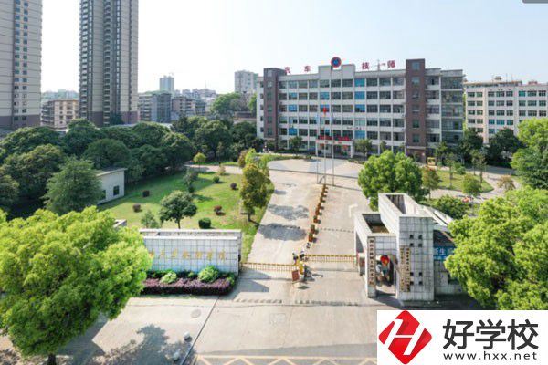 想學汽修類專業(yè)，湖南這三所學校都可以！