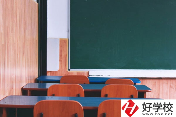 湖南省經濟貿易職業(yè)中專學校汽車維修值得學嗎？