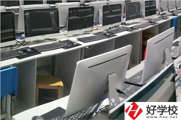 懷化市大鑫學(xué)校是職校嗎？辦學(xué)條件怎么樣？