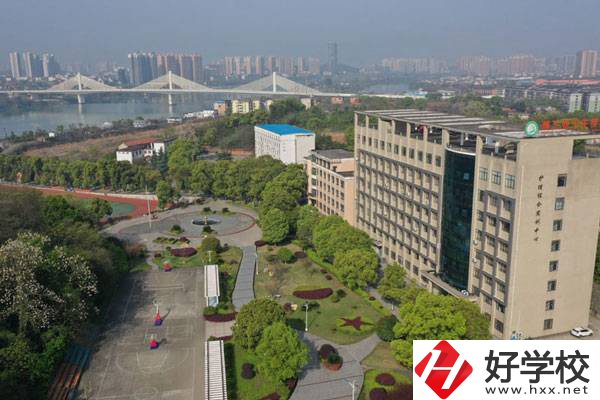 湖南有什么中專學(xué)?？梢詫W(xué)醫(yī)?中職學(xué)醫(yī)要提高學(xué)歷嗎?
