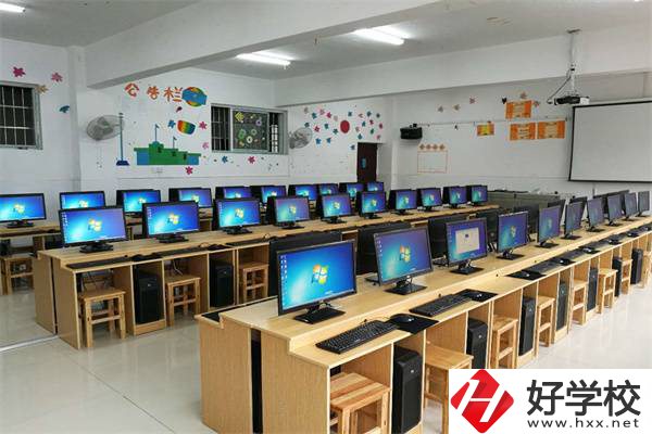 邵陽(yáng)有適合女生就讀的中專嗎？有什么專業(yè)可以學(xué)習(xí)？