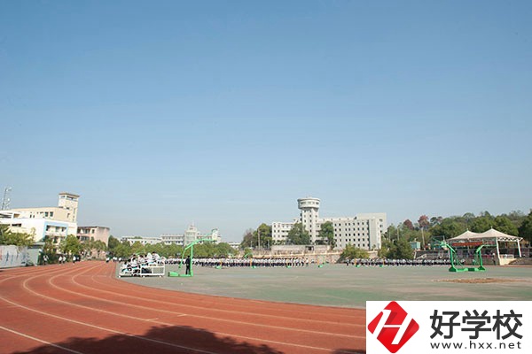 衡陽幼師學(xué)校學(xué)費是多少？專業(yè)就業(yè)前景怎么樣？