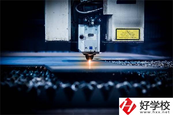 永州職校有哪些熱門專業(yè)？好不好找工作？
