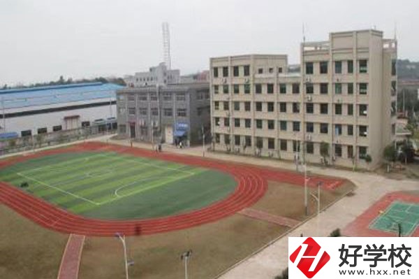 長沙經(jīng)貿職業(yè)中專學校專業(yè)情況如何，助學政策有哪些？