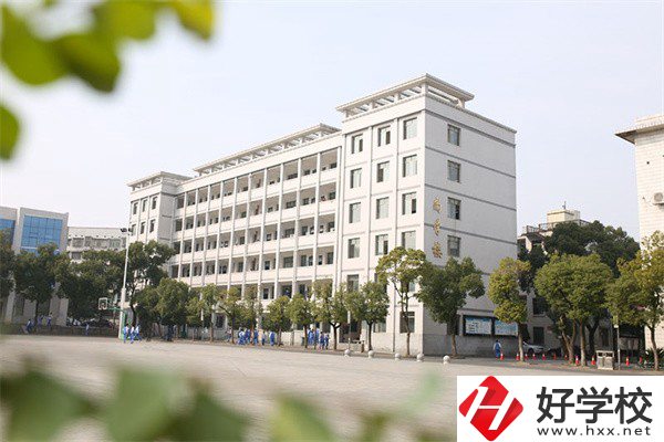 益陽(yáng)幼兒保育專業(yè)中職有哪些？收費(fèi)如何？