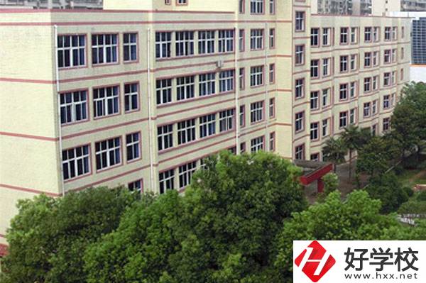 初中畢業(yè)讀中專，郴州工業(yè)交通學(xué)校好不好？